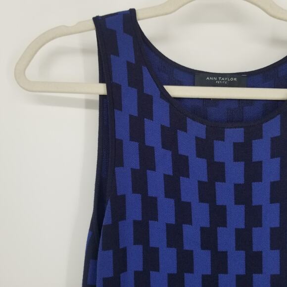 Ann Taylor Sweater Dress SP Geometric Sleeveless Fit & Flare Blue Navy Geo Work - Picture 5 of 10